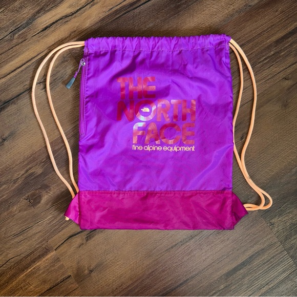 The North Face Cinch Drawstring Bag - Picture 1 of 8